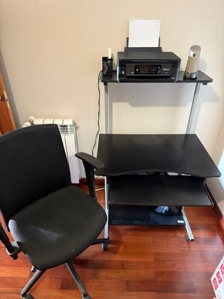 Mueble para ordenador e impresora + silla