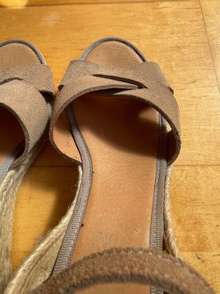 Sandalias cuña esparto beige