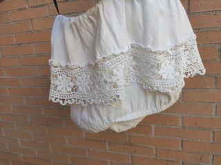 Top blanco con encaje