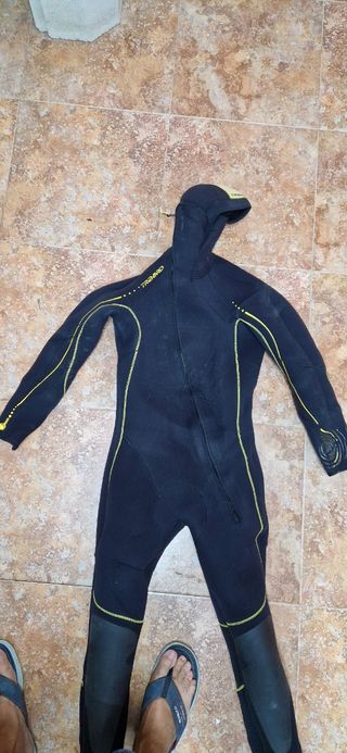 Traje de buceo con capucha tribord de 7 milímetros