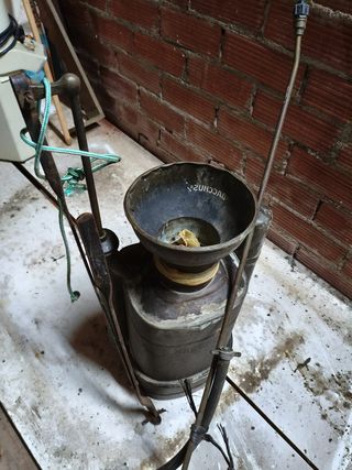 Varias Mochilas Pulverizadora Cobre Antigua