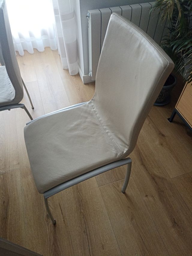 Mesa comedor extensible más 6 sillas