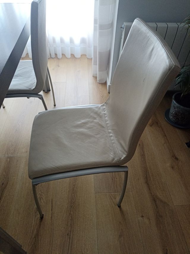 Mesa comedor extensible más 6 sillas