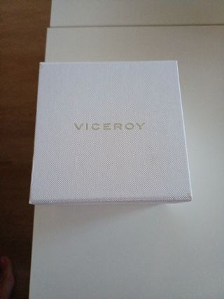 Reloj Viceroy Dorado y Blanco