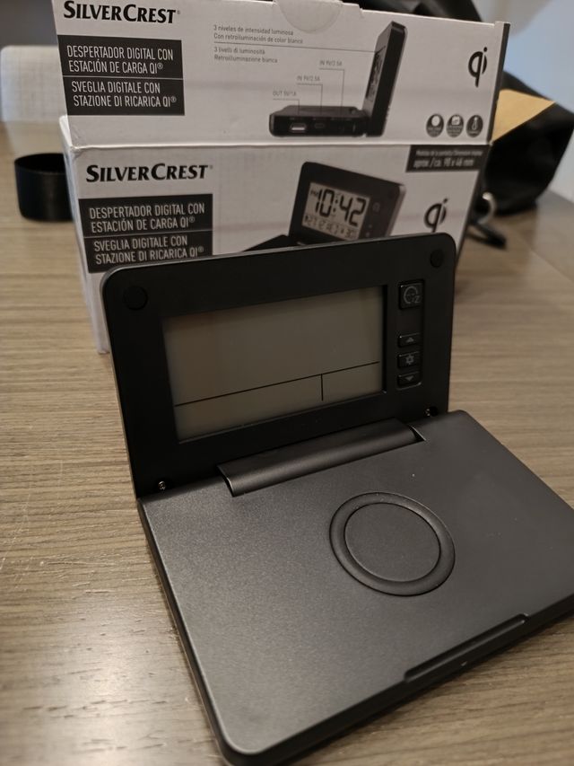 Despertador Digital Silver Crest con Carga QI