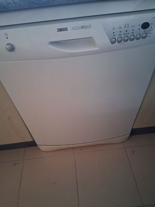 Lavavajillas Zanussi Aquapulse