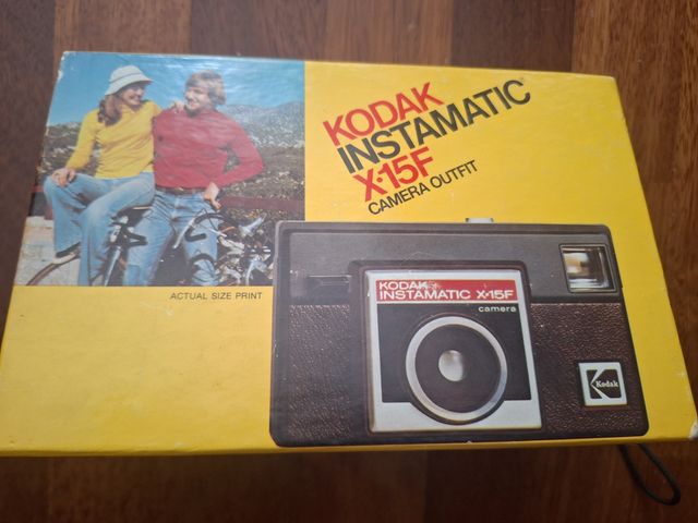 Cámara Kodak Instamatic X-15F Kit Completo