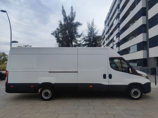 Iveco Daily 2.3D 155CV L4H4, IVA INCL. Año 2019
