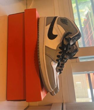 Zapatillas Air Jordan Grises y Blancas Talla 41