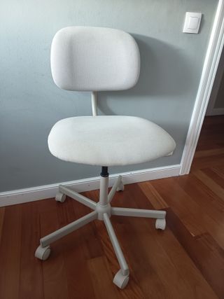 Silla giratoria Ikea KLOVSTA