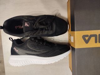 Deportivas Fila Negras