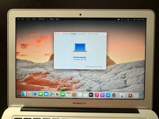 MacBook Air 13” (2017) –BATERÍA NUEVA