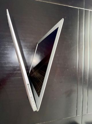 MacBook Air 13” (2017) –BATERÍA NUEVA