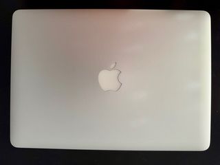 MacBook Air 13” (2017) –BATERÍA NUEVA