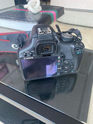 Cámara Canon EOS 500D Negra