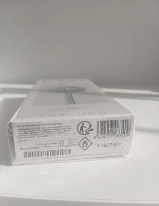 Loewe Solo Elixir 50 ml
YSL Y Le Parfum 100ml