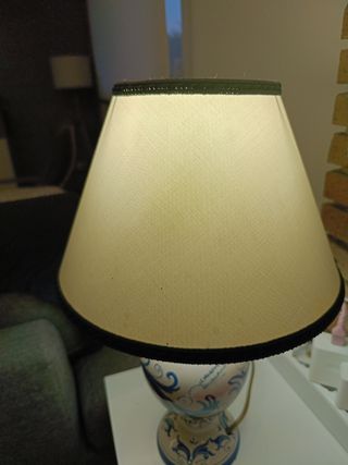 Lume in ceramica di Caltagirone