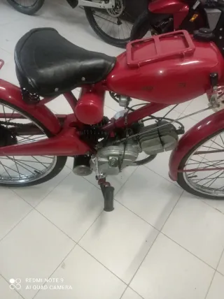 Moto Guzzi 65cc Histórica.