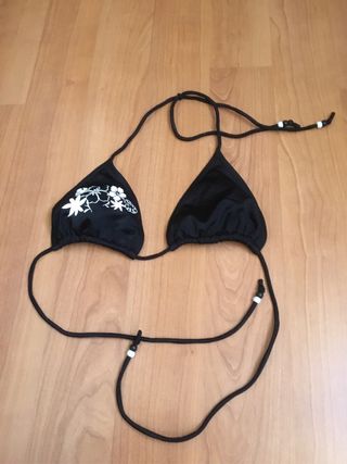 Top Bikini Negro con Flores Blancas Talla S
