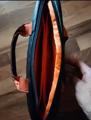 Borsa tracolla impermeabile notebook nero arancio