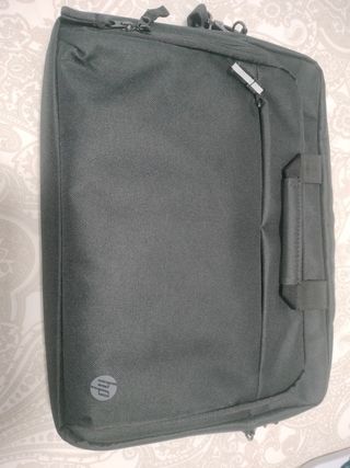 Maletín portátil 15'6 nuevo