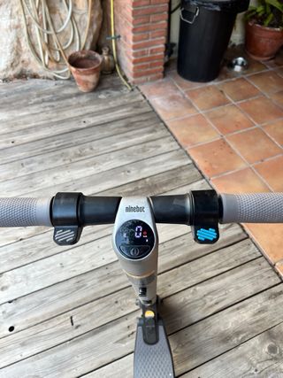 Segway Kickscooter ES2