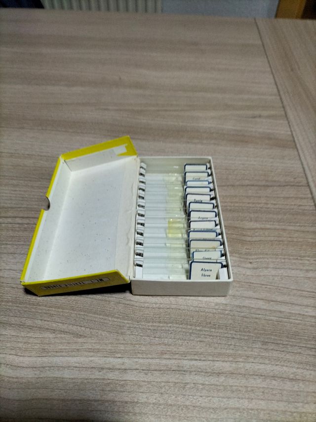 Caja Portaobjetos Microscopio ME-1