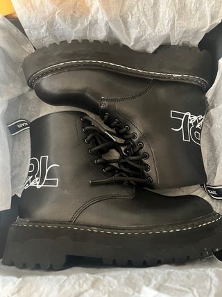 Botines Karl Lagerfeld Negros
