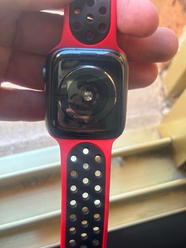 Apple Watch Series 4 Rojo 44 mm