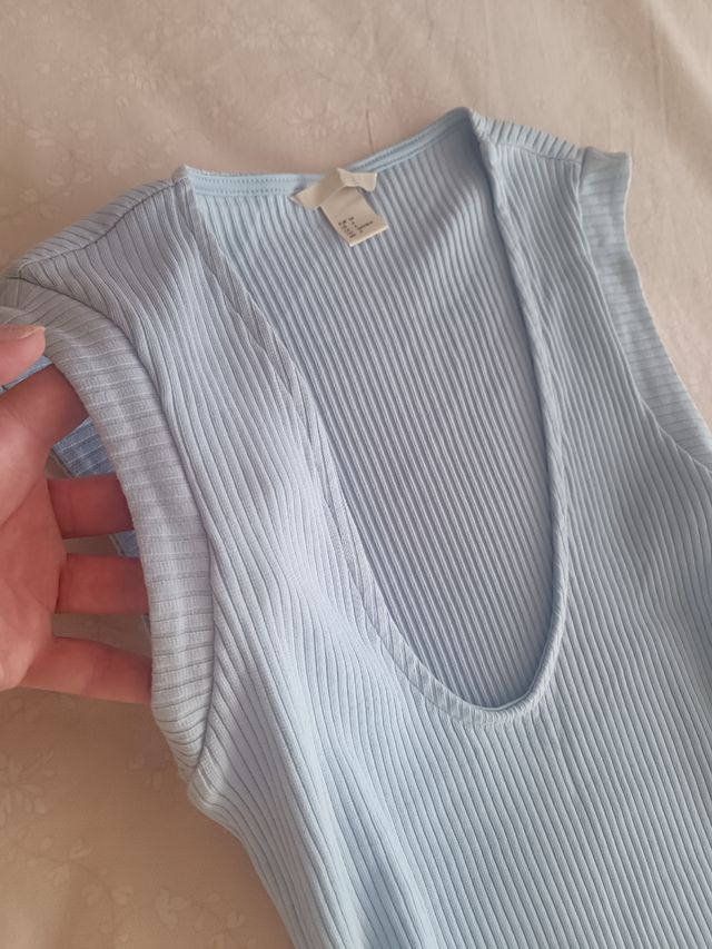 Vestido midi sin mangas azul claro