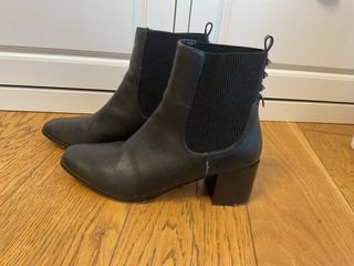 Botines Sfera Negros Mujer