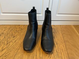 Botines Sfera Negros Mujer