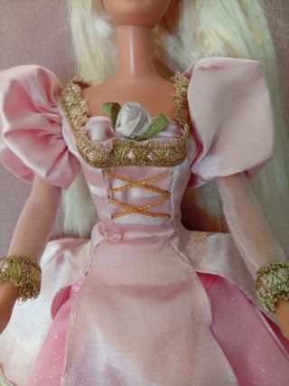 Vestido  para Barbie Rapunzel Rosa Princesa