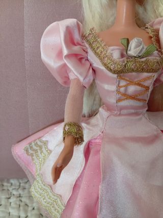 Vestido  para Barbie Rapunzel Rosa Princesa