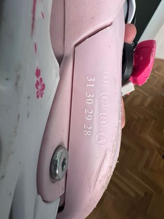 Patines en línea para niña, rosas y blancos. 