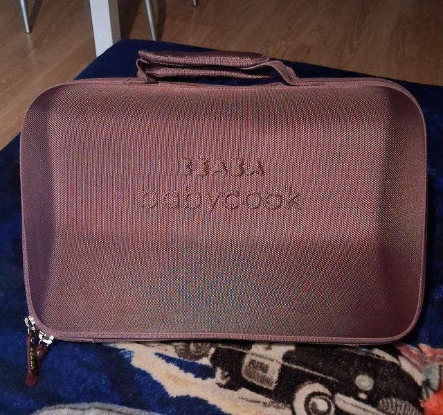 Babycook y maleta Beaba