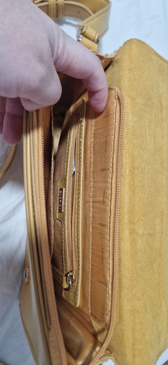 Bolso bandolera amarillo tejido