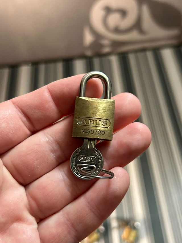 Lote 7 candados pequeños con llaves