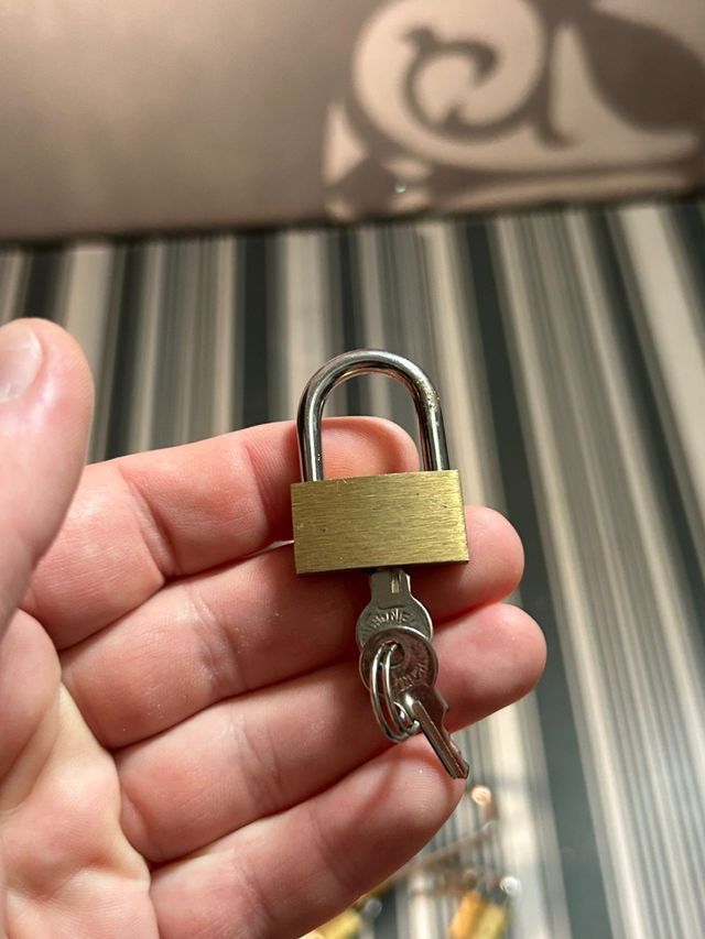 Lote 7 candados pequeños con llaves