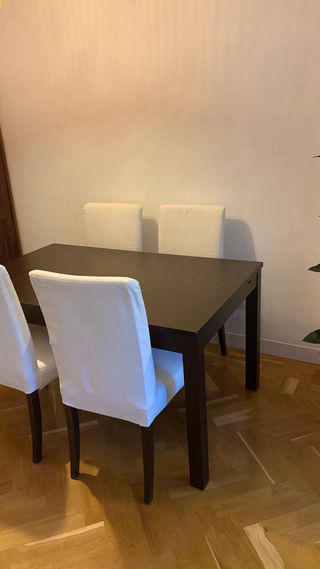 Mesa extensible y 4 sillas Ikea