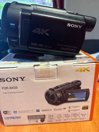 Videocámara Sony FDR-AX33 Handycam Negra