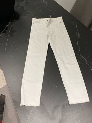 Pantalón vaquero blanco
