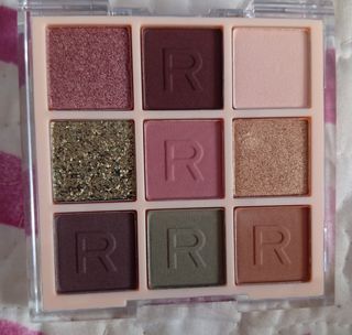 Paleta de sombras Makeup Revolution
