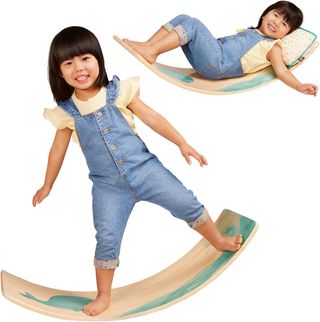 Battat. Teeter-Toddler. Tabla curva de madera.