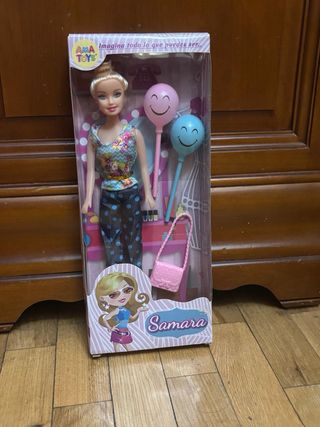 Muñeca estilo Barbie con accesorios