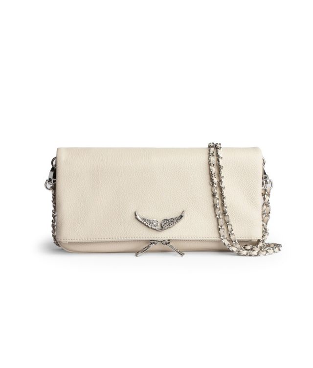 Bolso de mano beige con doble cadena