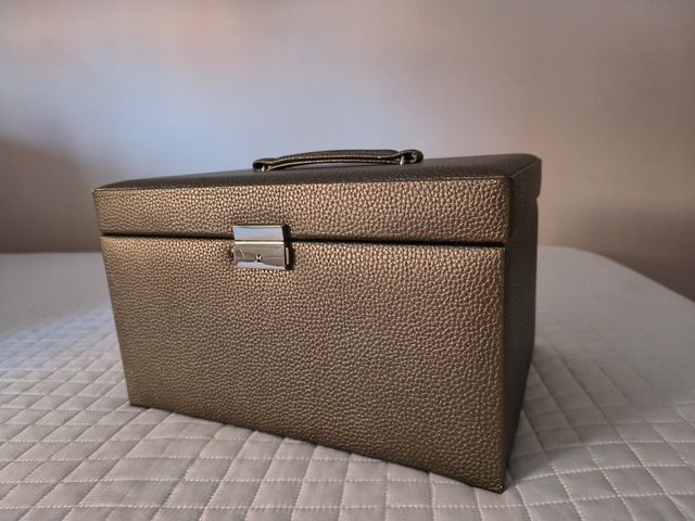 Joyero juvenil en tono bronce/dorado