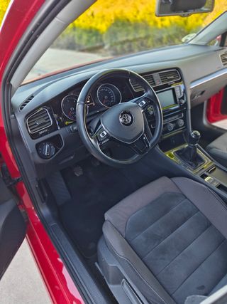 Volkswagen Golf 2014 1.6 TDI R-line 105CV