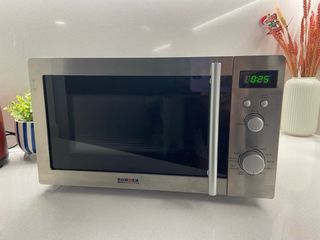 Microondas con grill Rommer 20L.