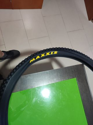 Cubierta Maxxis Crosmark II 29x2.25